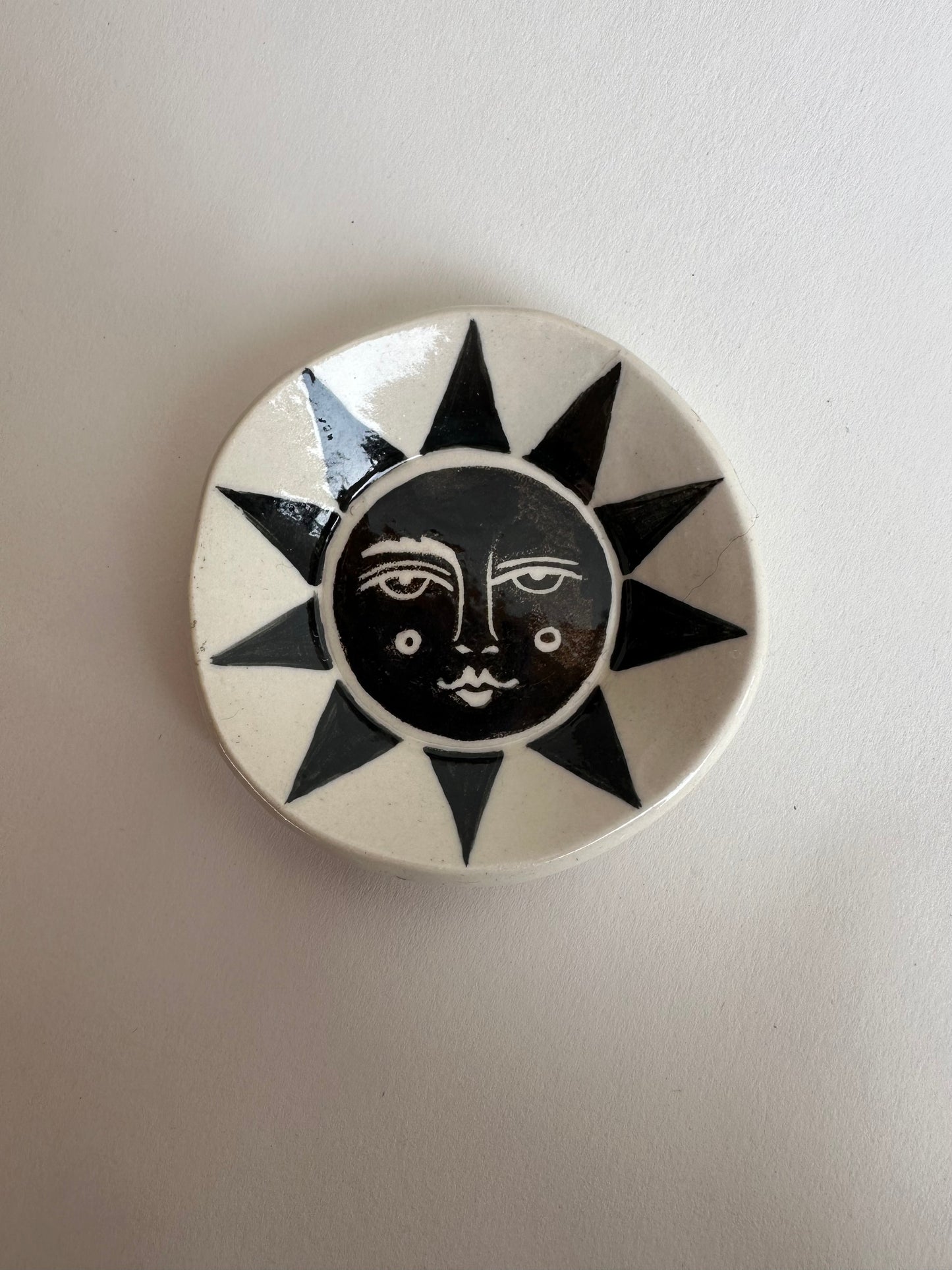 Black Sun - Dish (b)