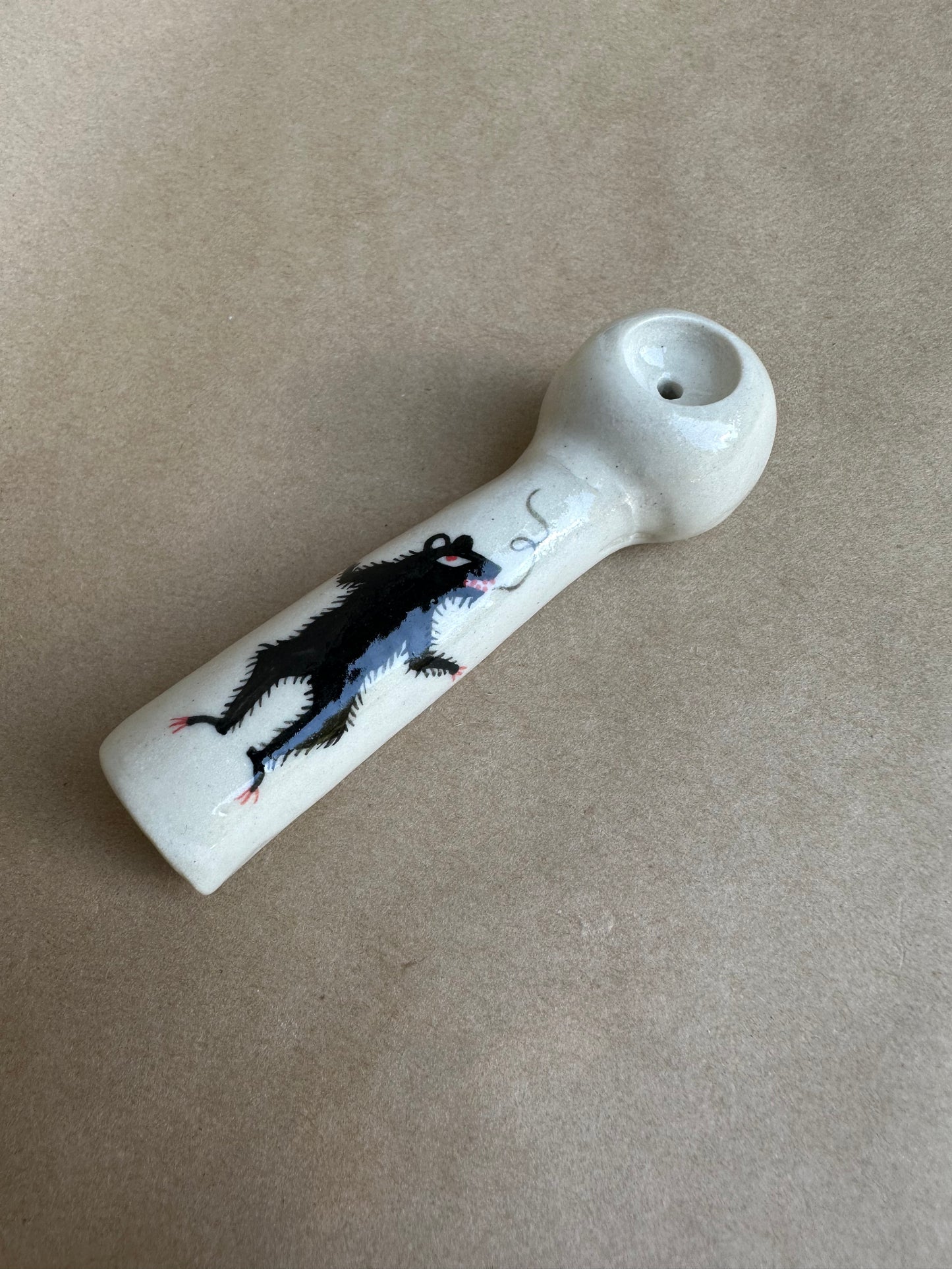 Smoking Bear - Thumb Pipe