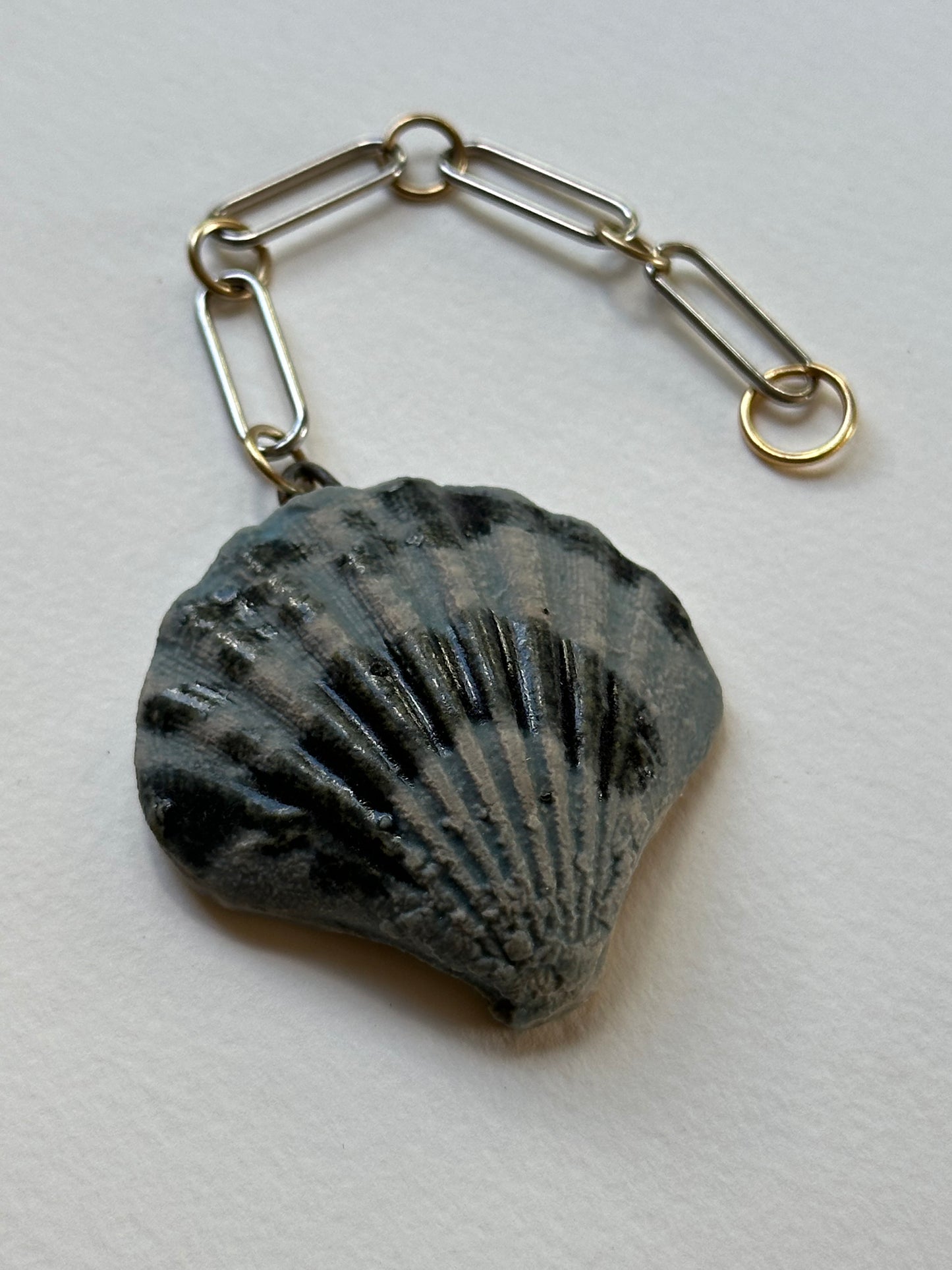 Constant Daydream - Shell Charm