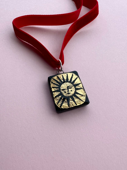 Bright Sun - Pendant