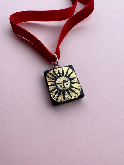 Bright Sun - Pendant