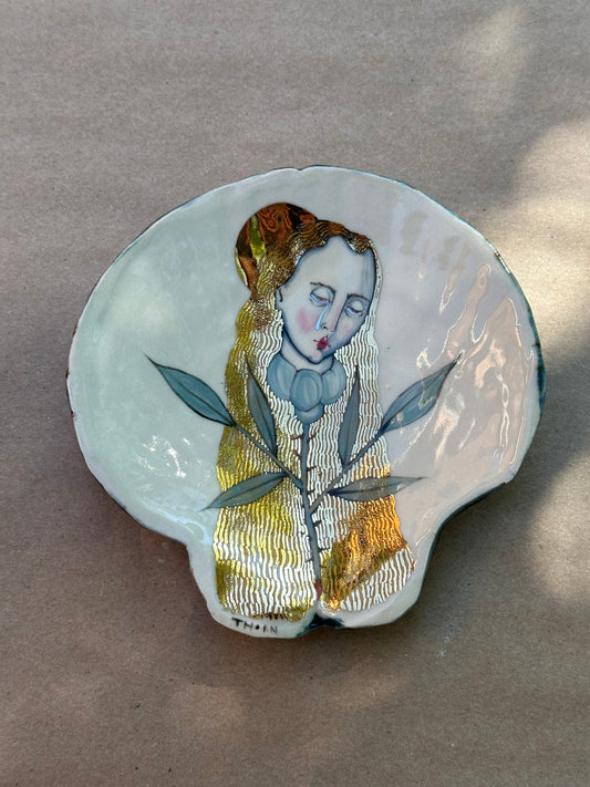 Flower Mother - Shell Plate